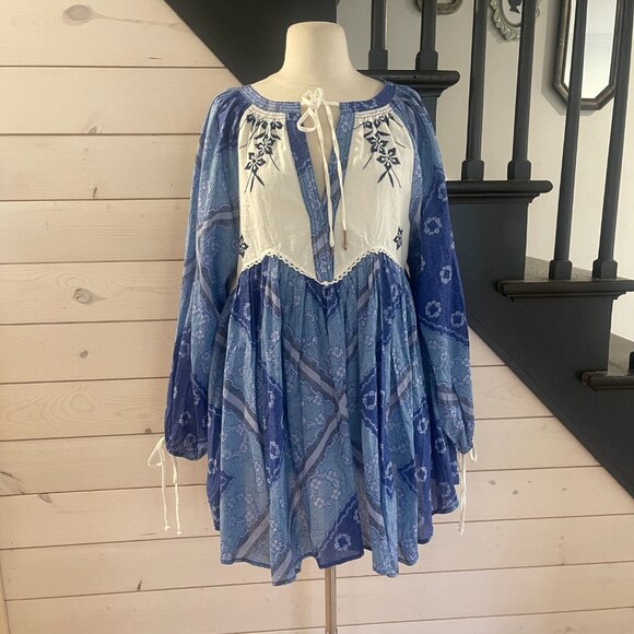 035 Free People Day Dreaming Mini in Blue Combo NWT Size Small - Picture 4 of 12